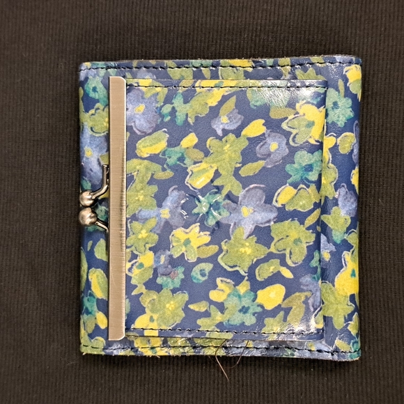 NWT Patricia Nash "Denim Blues" Reiti Wallet - Picture 2 of 16